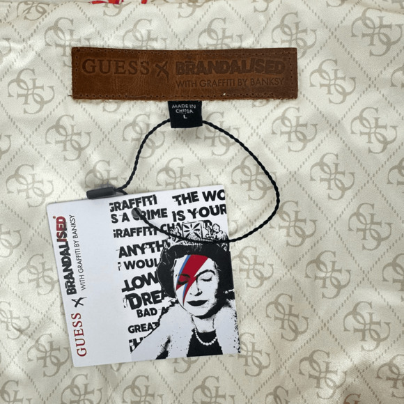 Guess x Brandalised Graphite by Banksy Print  Convertible Puffer Jacket Vest L - Picture 8 of 16